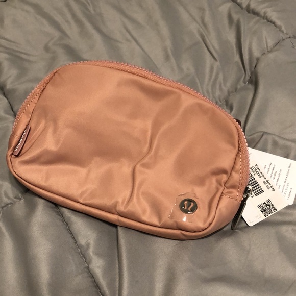 NWT [Lululemon] Everywhere Belt Bag in Pastel Pink 💖 - Picture 2 of 9